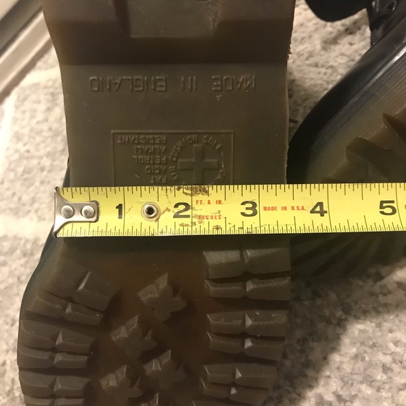 Dr Marten boots - Picture 6 of 9